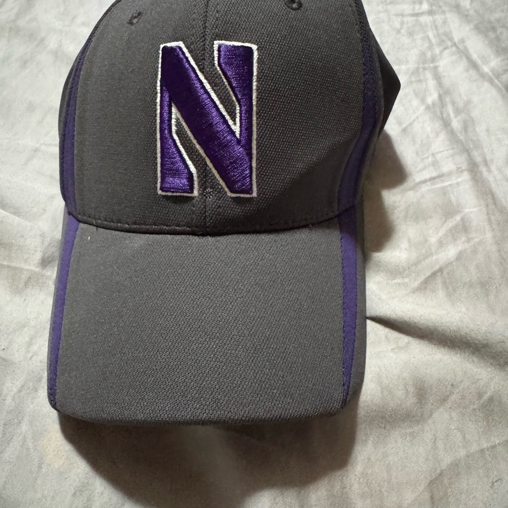 North Western hat